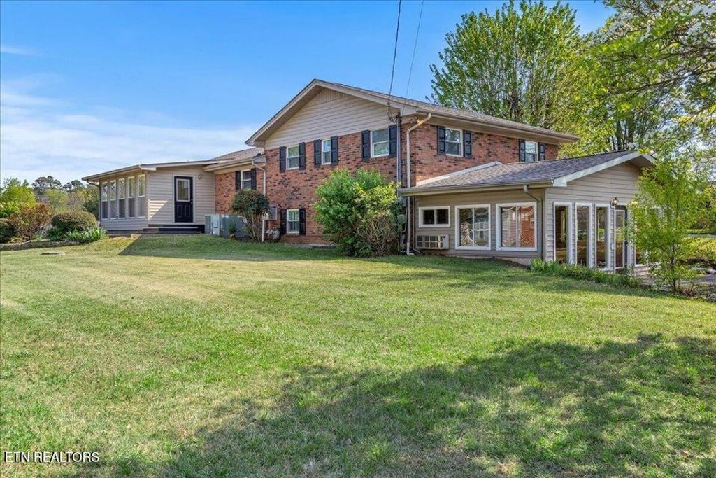 Photo of 610 Hudson St, Athens, TN 37303 (MLS # 1338620)