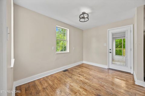 Tiny photo for 328 S Castle St, Knoxville, TN 37914 (MLS # 1326380)
