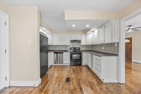 Tiny photo for 328 S Castle St, Knoxville, TN 37914 (MLS # 1326380)
