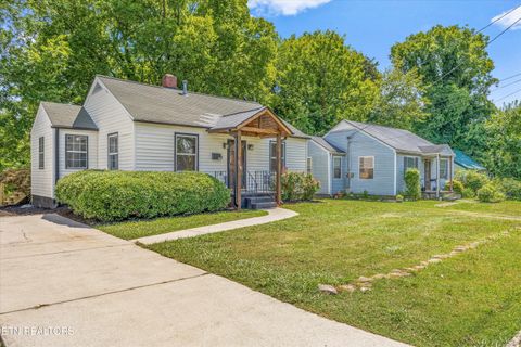 Tiny photo for 328 S Castle St, Knoxville, TN 37914 (MLS # 1326380)