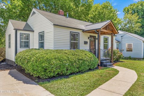 Tiny photo for 328 S Castle St, Knoxville, TN 37914 (MLS # 1326380)