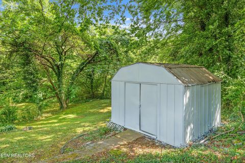 Tiny photo for 328 S Castle St, Knoxville, TN 37914 (MLS # 1326380)