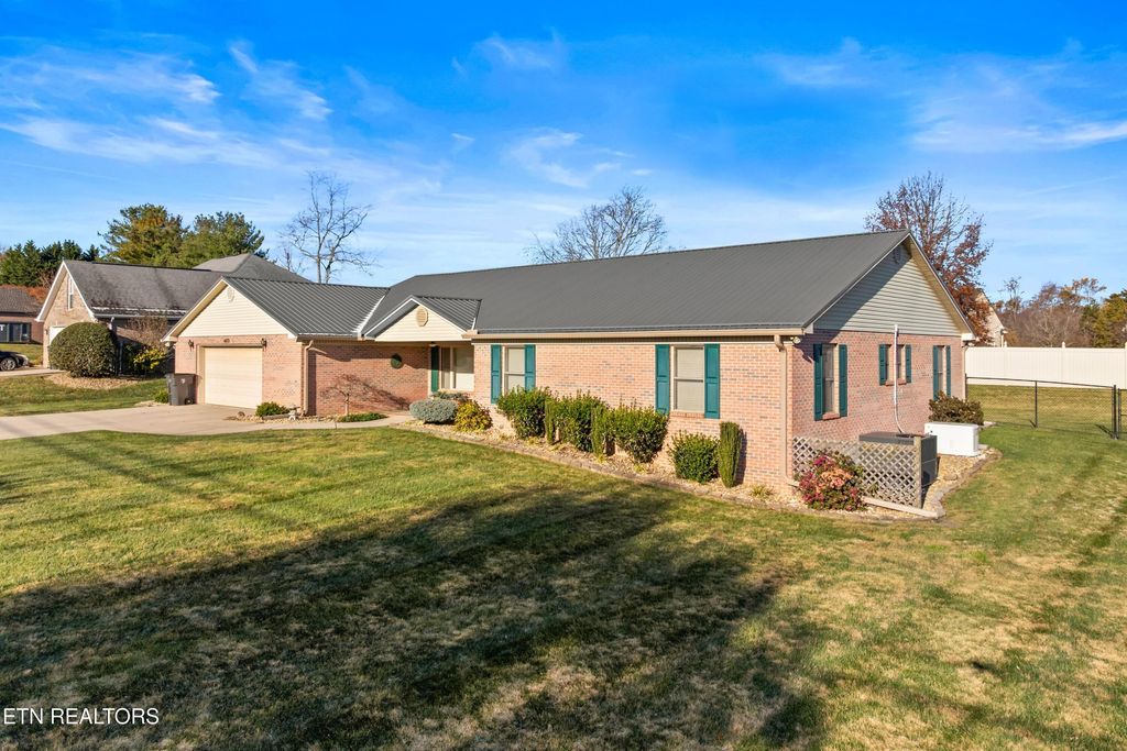 Photo of 4875 Stapleton Rd, Morristown, TN 37813 (MLS # 1323352)