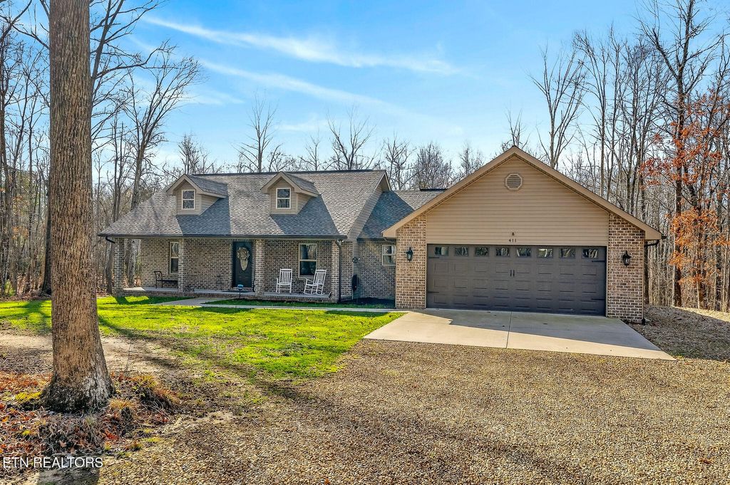 Photo of 411 Cumberland Cove Rd, Monterey, TN 38574 (MLS # 1332914)