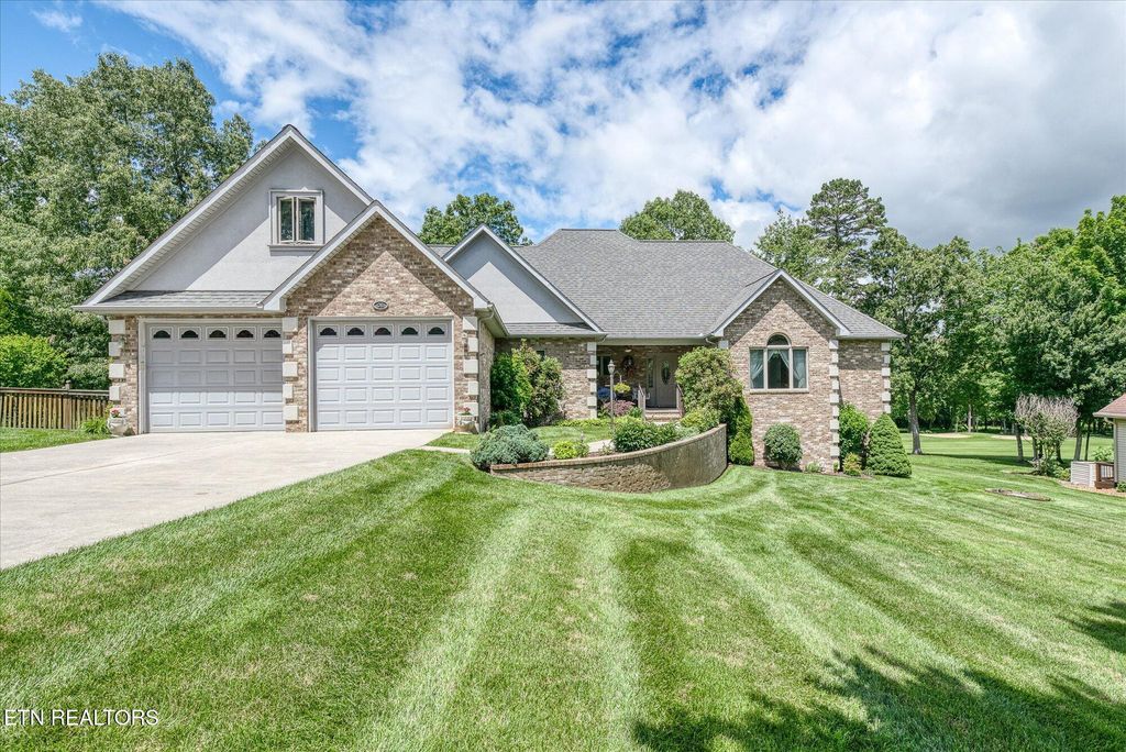 Photo of 36 Thames Ct. Ct, Fairfield Glade, TN 38558 (MLS # 1303000)
