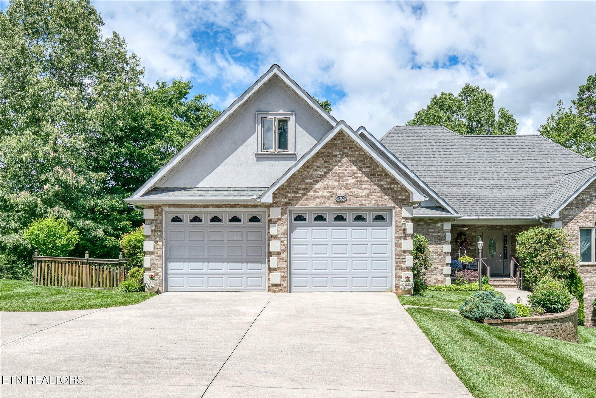 36 Thames Ct.