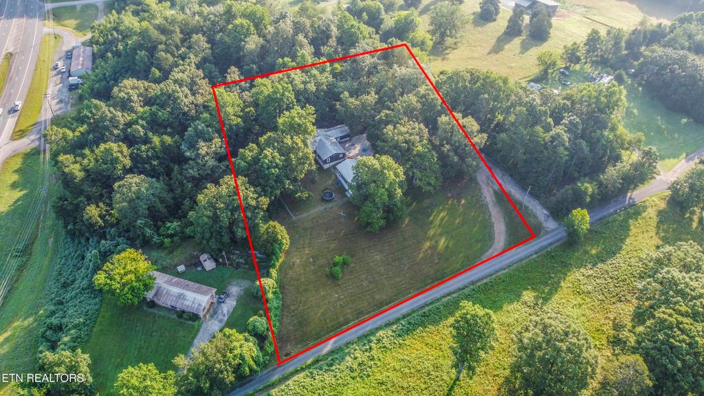 Photo of 197 Wedgewood Lane, Spring City, TN 37381 (MLS # 1307644)