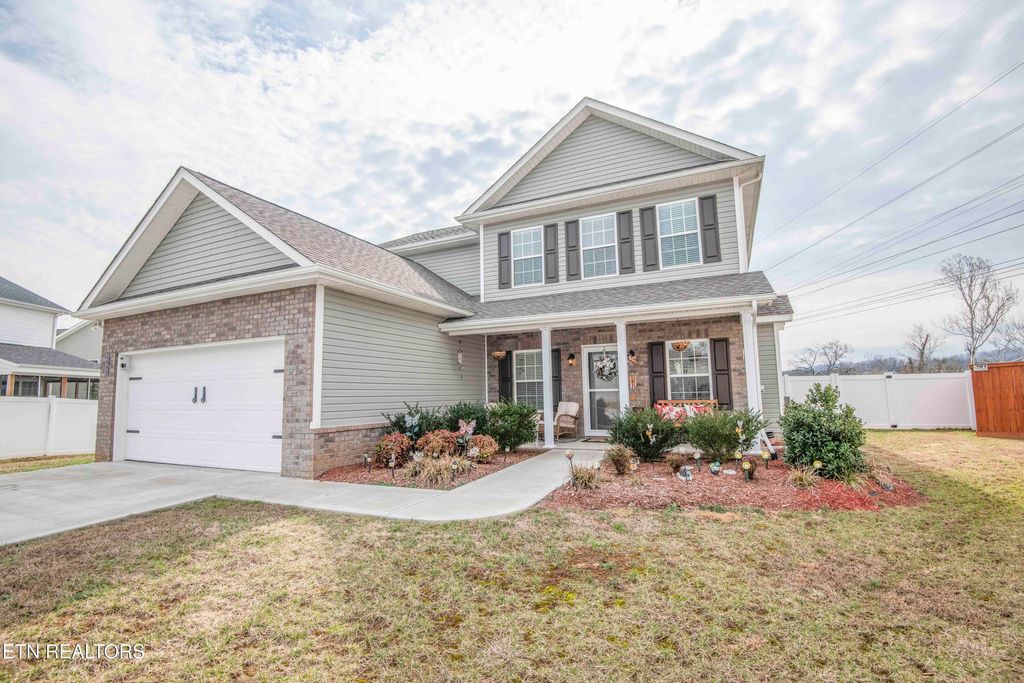 Photo of 5904 Savant Lane, Knoxville, TN 37918 (MLS # 1330610)