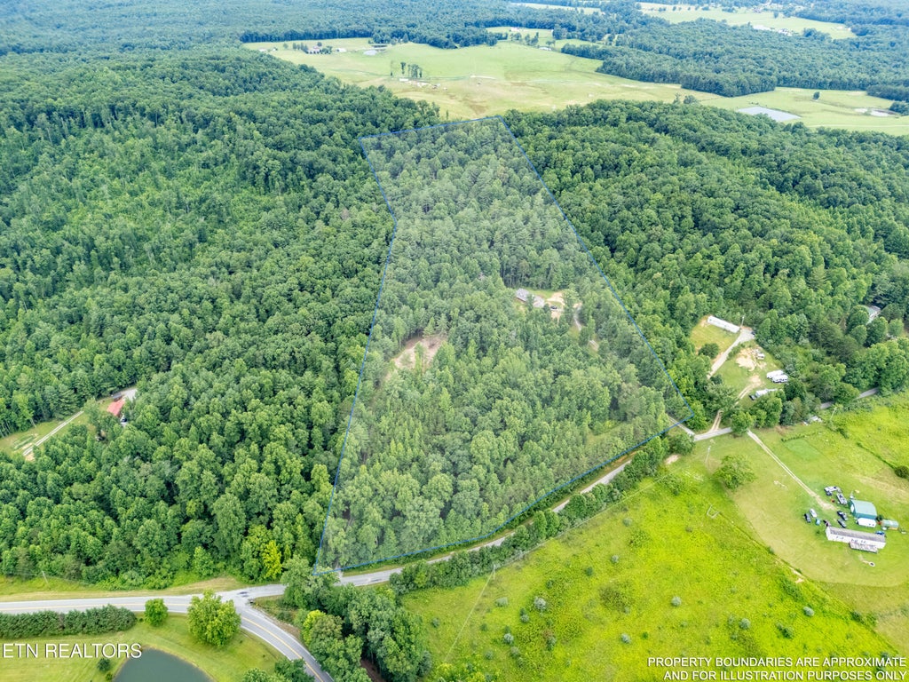 Photo of 131 Bart Woolum Rd, Lancing, TN 37770 (MLS # 1358078)