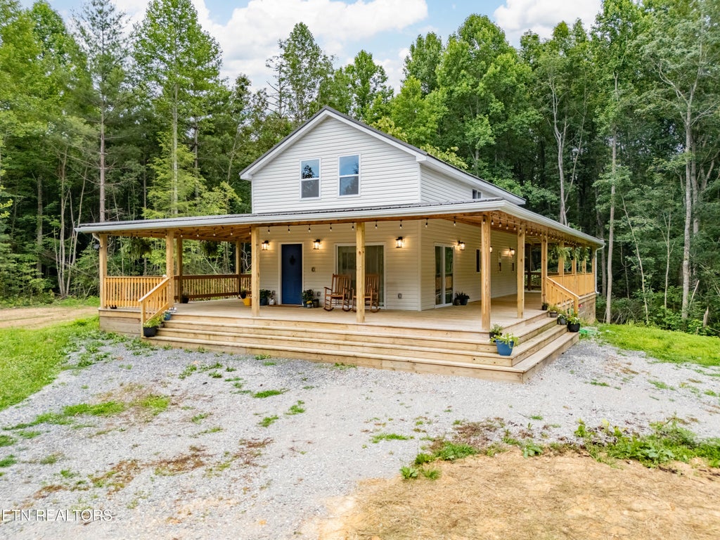 Photo of 131 Bart Woolum Rd, Lancing, TN 37770 (MLS # 1358078)