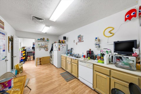 Tiny photo for 2376 Business Center Circle, Sevierville, TN 37876 (MLS # 1360396)