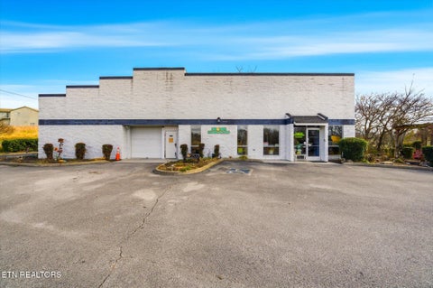 Tiny photo for 2376 Business Center Circle, Sevierville, TN 37876 (MLS # 1360396)