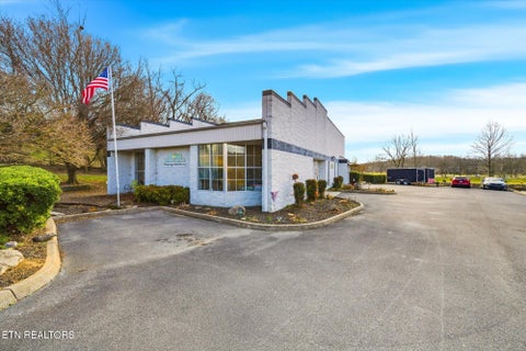 Tiny photo for 2376 Business Center Circle, Sevierville, TN 37876 (MLS # 1360396)
