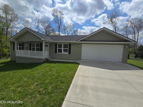 Photo of 204 Nehasane Lane, Crossville, TN 38572 (MLS # 1337133)