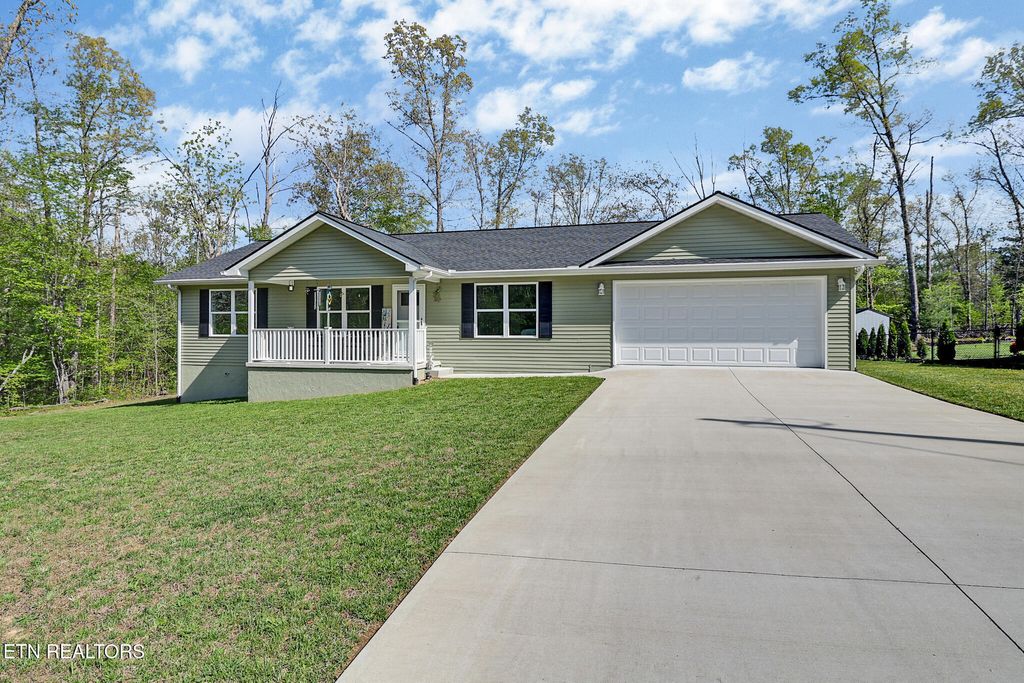 Photo of 204 Nehasane Lane, Crossville, TN 38572 (MLS # 1337133)