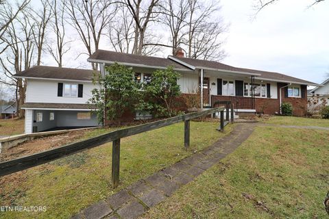 Photo of 202 Chester St, Oneida, TN 37841 (MLS # 1324841)