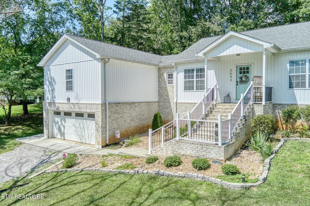 Photo of 2643 Cloverdale Drive, Cookeville, TN 38506 (MLS # 1325974)