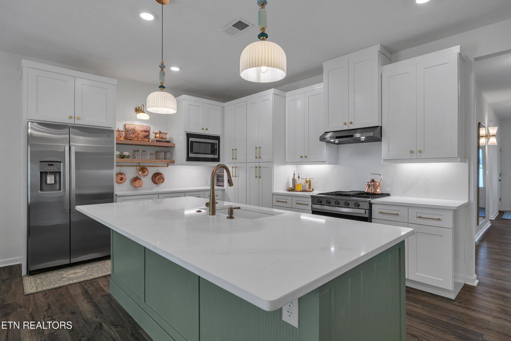 Photo of 908 Utopia Lane, Knoxville, TN 37932 (MLS # 1315145)