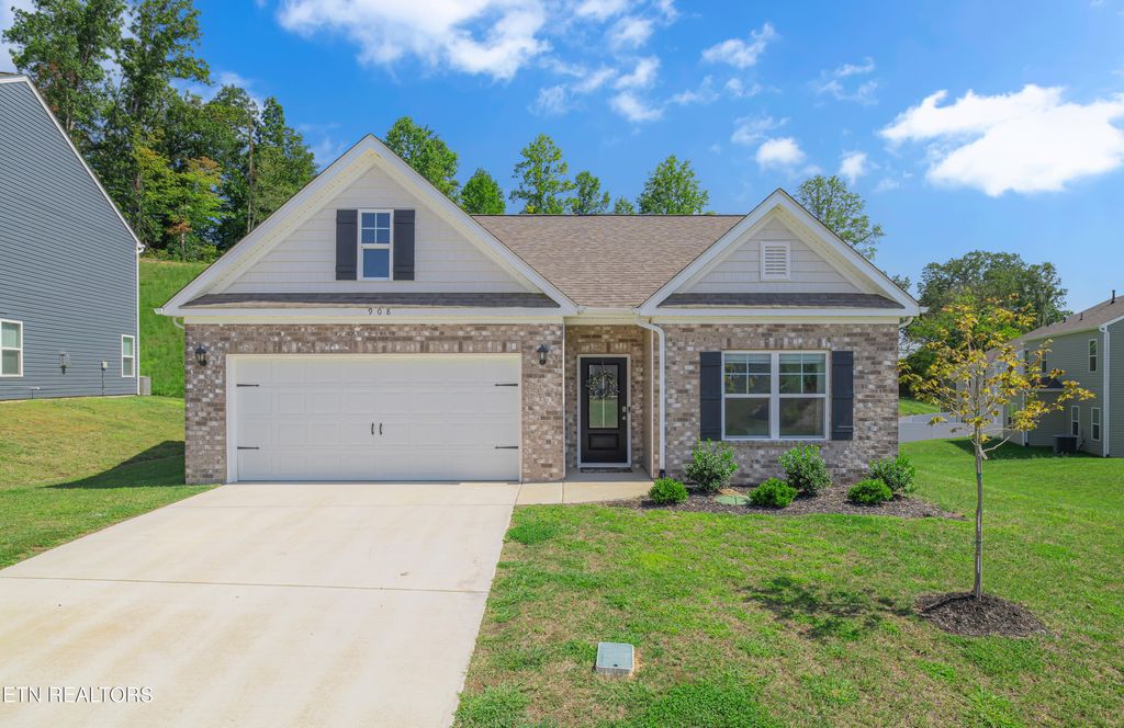 Photo of 908 Utopia Lane, Knoxville, TN 37932 (MLS # 1315145)