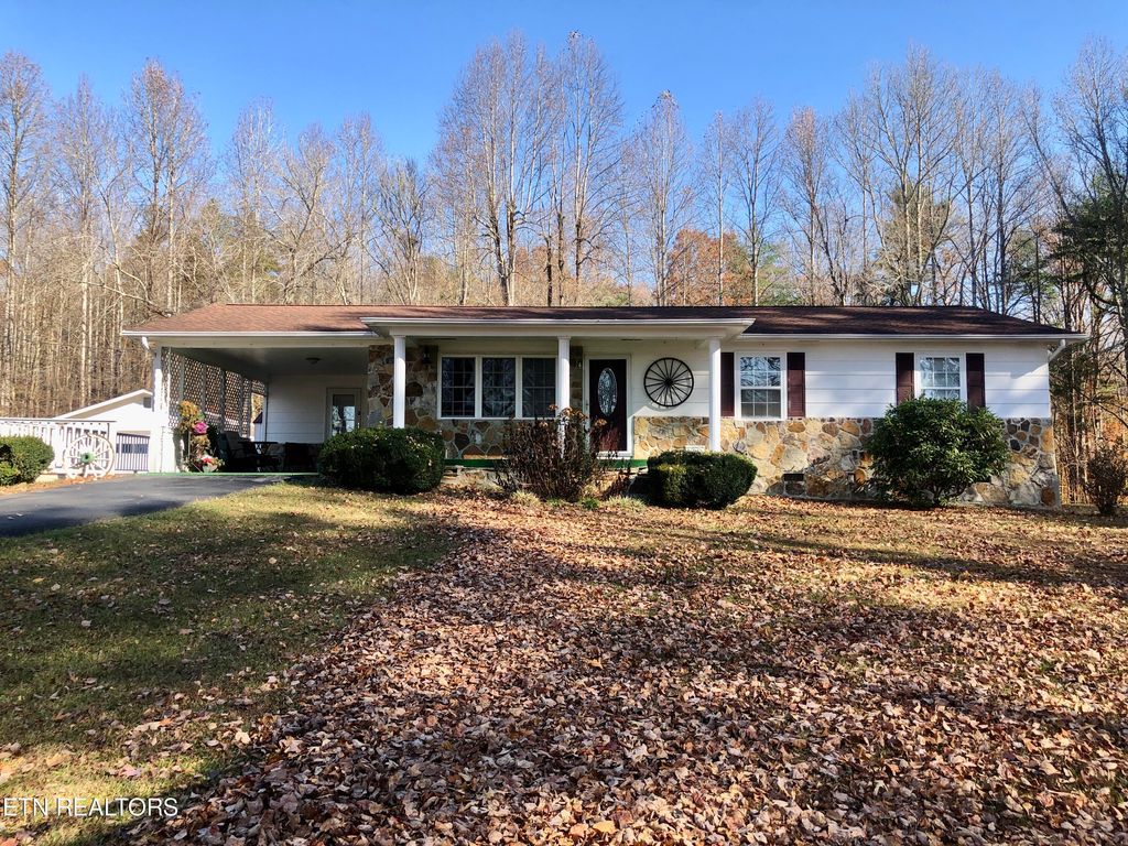 Photo of 2501 Knoxville Hwy, Wartburg, TN 37887 (MLS # 1245834)