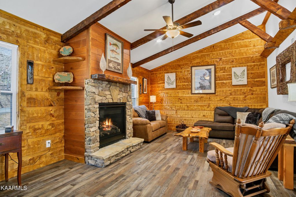 Photo of 330 Rainbow Circle, Townsend, TN 37882 (MLS # 1229183)