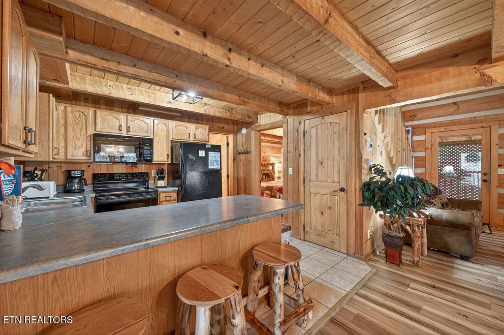 Photo of 1026 Cheshire Court, Gatlinburg, TN 37738 (MLS # 1325627)