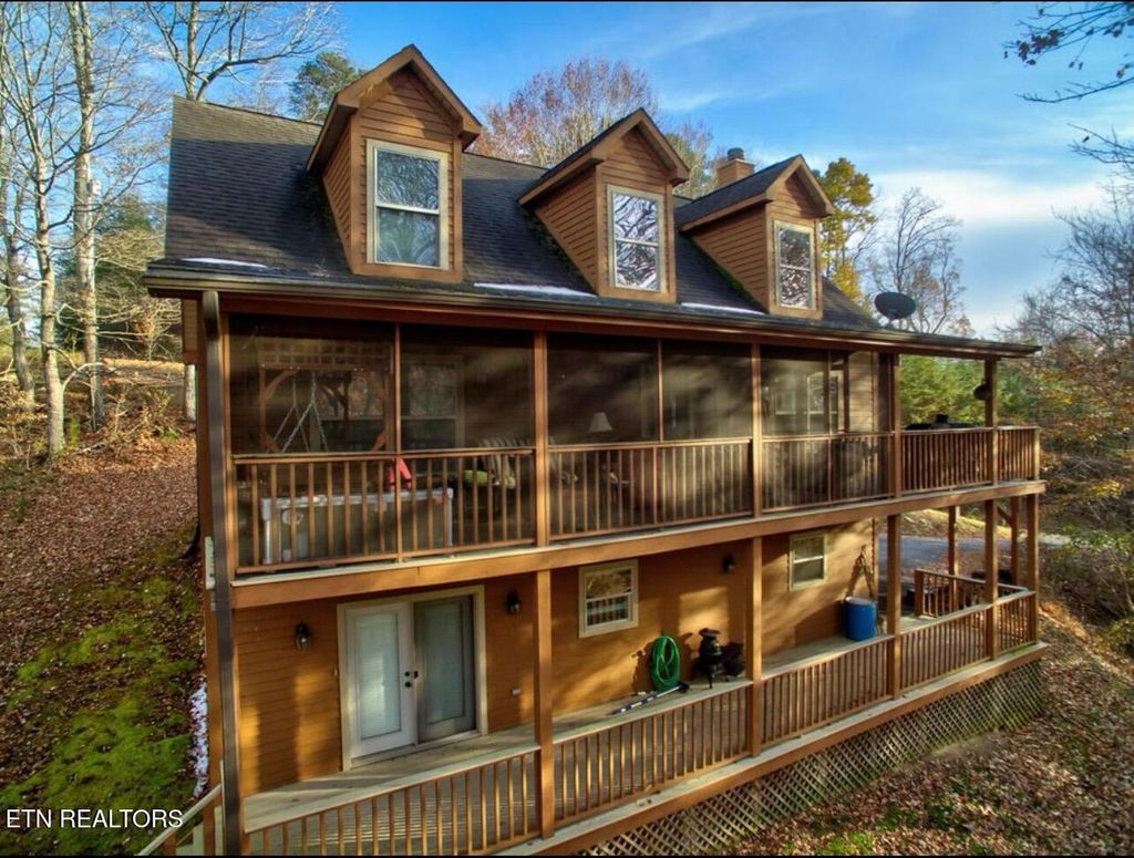 Photo of 540 Ridge Crest Drive, New Tazewell, TN 37825 (MLS # 1309221)