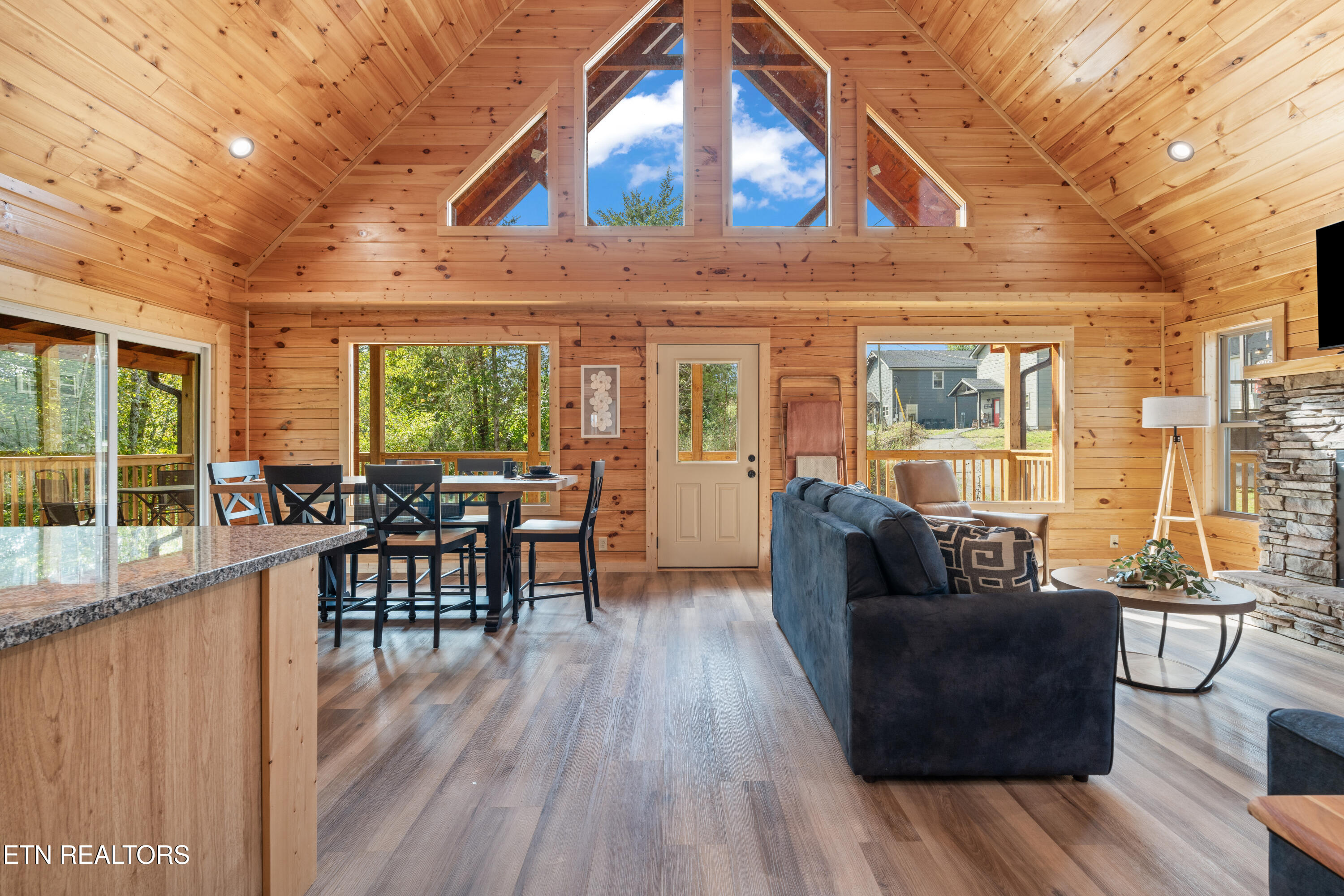 2112 Eagle Feather Drive