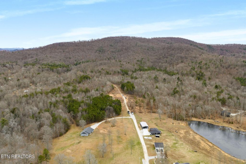 Photo of 0 Cordell Mtn Pvt Lane, Winfield, TN 37892 (MLS # 1324735)
