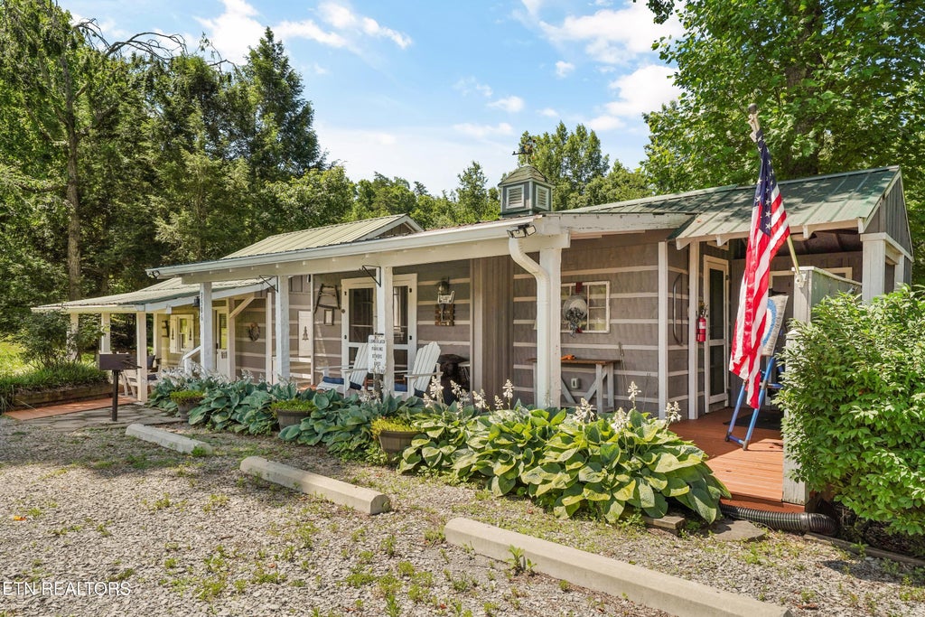 Photo of 3520 Noel Hill Way, Sevierville, TN 37876 (MLS # 1345225)