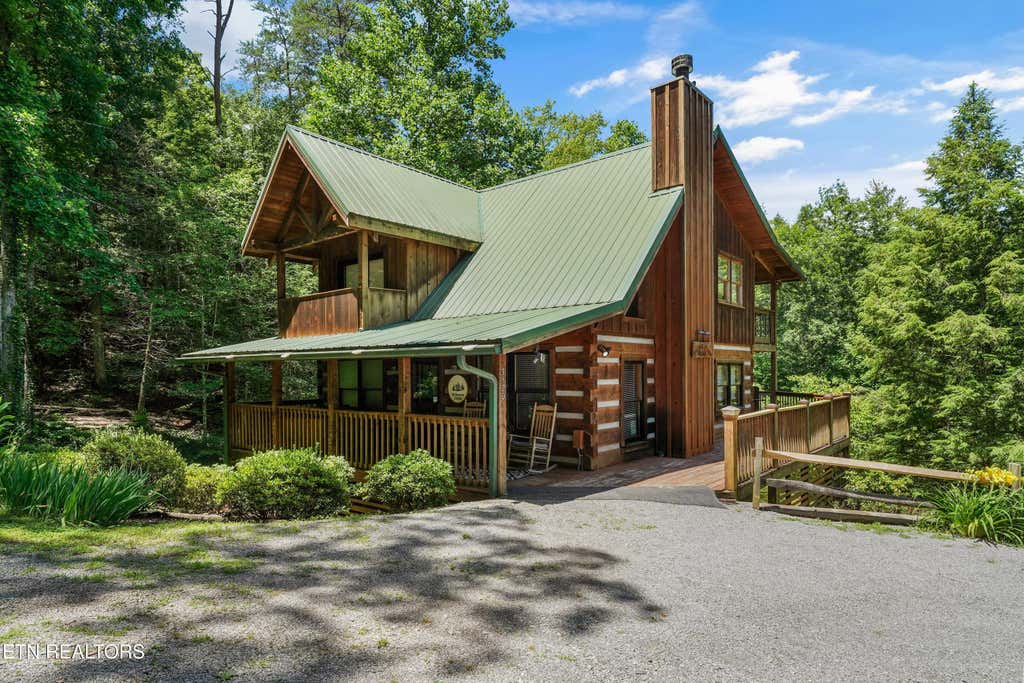 Photo of 3520 Noel Hill Way, Sevierville, TN 37876 (MLS # 1345225)