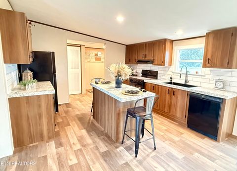 Tiny photo for 230 Hill Loop Loop, Madisonville, TN 37354 (MLS # 1329848)