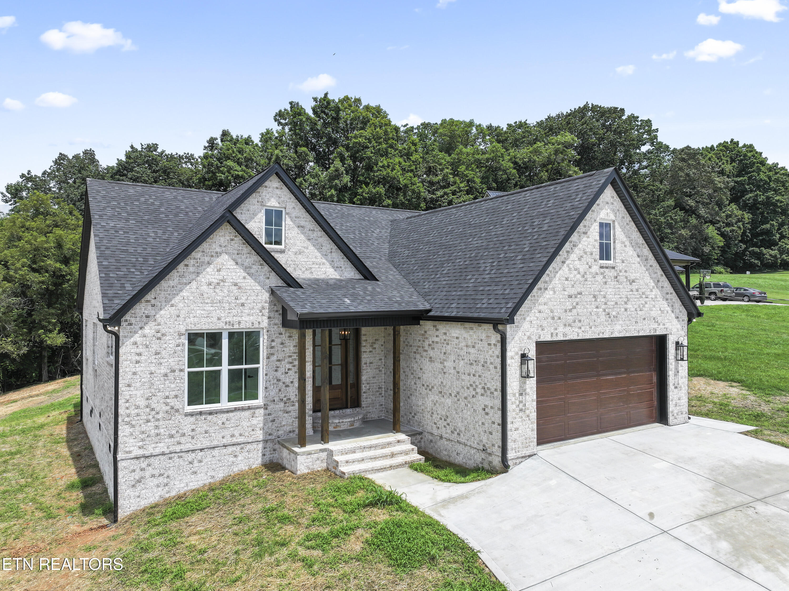 125 Brown Rd