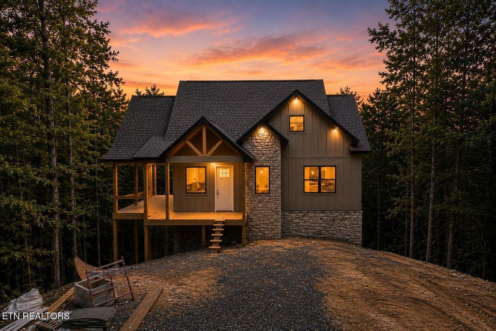Photo of 4449 Whetstone Rd, Sevierville, TN 37862 (MLS # 1346211)