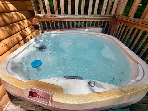 Tiny photo for 411 Abrams Falls Way, Gatlinburg, TN 37738 (MLS # 1341514)