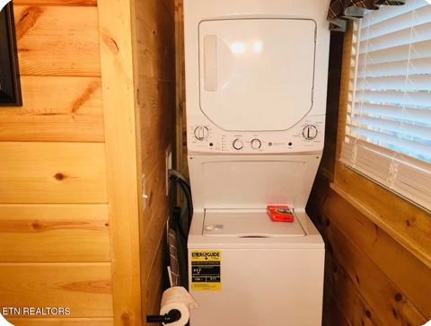 Tiny photo for 411 Abrams Falls Way, Gatlinburg, TN 37738 (MLS # 1341514)