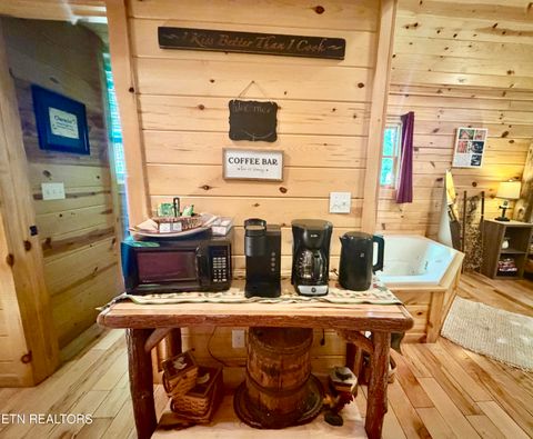 Tiny photo for 411 Abrams Falls Way, Gatlinburg, TN 37738 (MLS # 1341514)