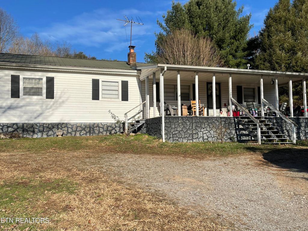 Photo of 181 Big Creek Rd, Madisonville, TN 37354 (MLS # 1324145)