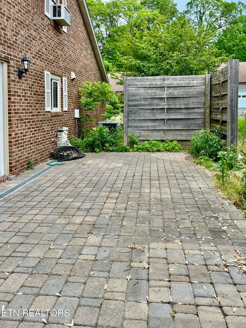 Tiny photo for 438 Amanda Circle, Knoxville, TN 37922 (MLS # 1338909)