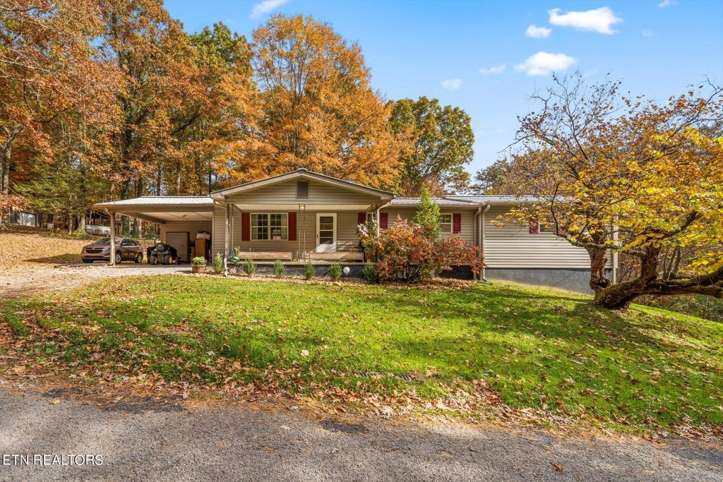 Photo of 195 Roberts Lane, Tellico Plains, TN 37385 (MLS # 1244773)