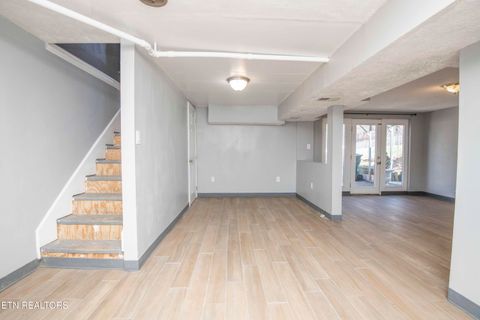 Tiny photo for 310 W Kentucky Ave, LaFollette, TN 37766 (MLS # 1326297)