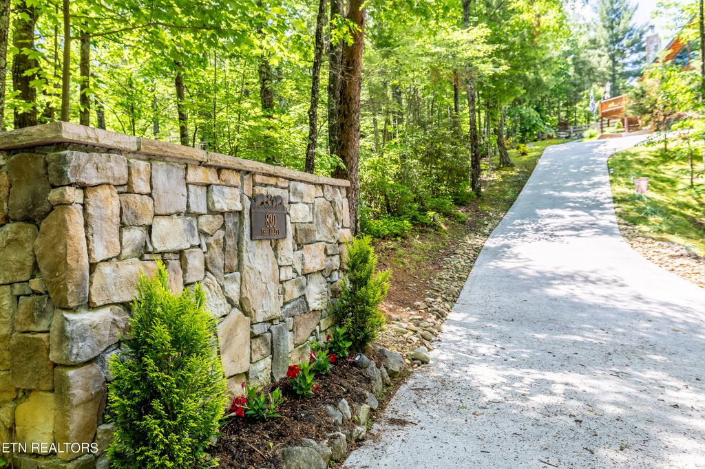 Photo of 830 Stonegate Way, Townsend, TN 37882 (MLS # 1263866)