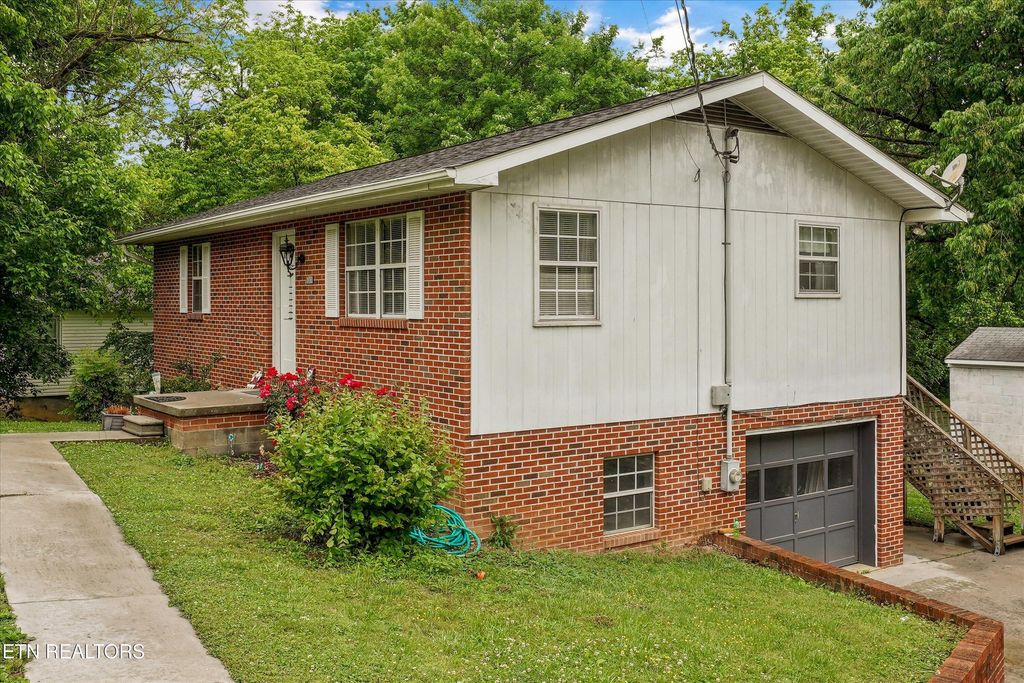 Photo of 6301 S Ruggles Ferry Pike, Knoxville, TN 37924 (MLS # 1339683)