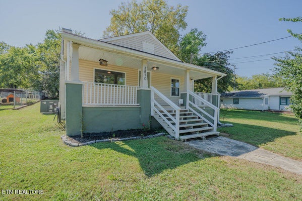 3810 CATALPA AVE, KNOXVILLE, TN 37914 - Image 0a672017fbd50ef111ad84e7bc5277f0/1352125319