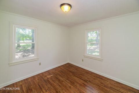 Tiny photo for 1112 Dogwood Drive, Kingston, TN 37763 (MLS # 1329707)