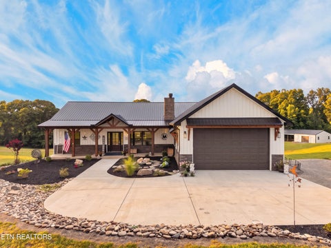 Photo of 3830 Copper Ridge Rd, Morristown, TN 37814 (MLS # 1355710)