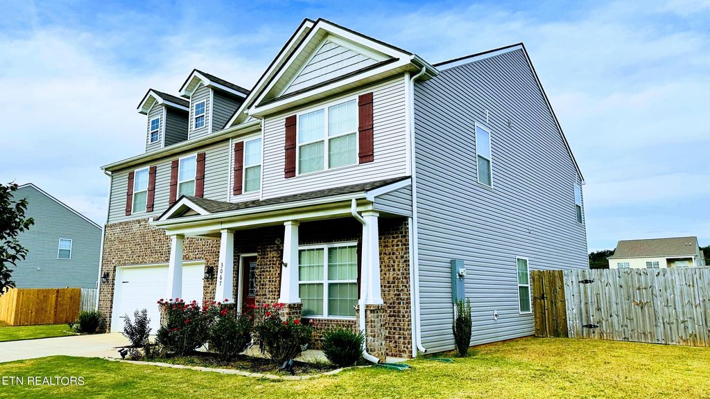 Photo of 3067 Sagegrass Drive, Louisville, TN 37777 (MLS # 1240102)