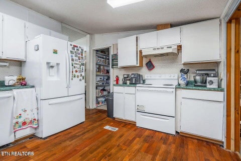 Tiny photo for 638 Crestview Loop, Crossville, TN 38571 (MLS # 1349945)