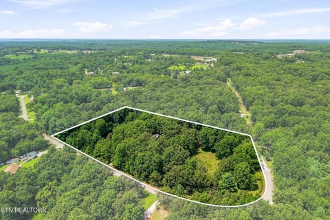 Tiny photo for 638 Crestview Loop, Crossville, TN 38571 (MLS # 1349945)