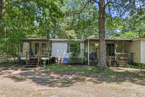 Photo of 638 Crestview Loop, Crossville, TN 38571 (MLS # 1349945)